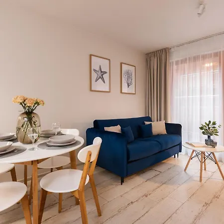 Flatbook - Center Waterlane Island *